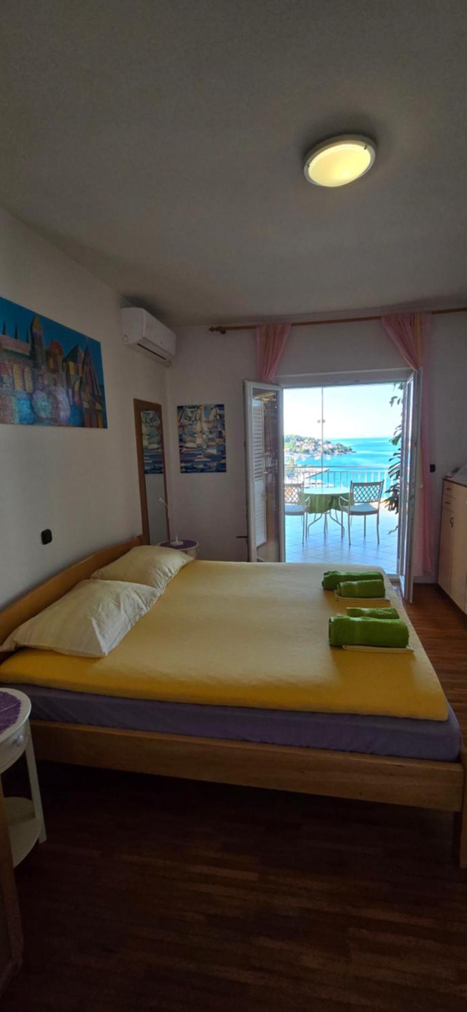 Apartments Bocin Rosso Hvar Town Extérieur photo