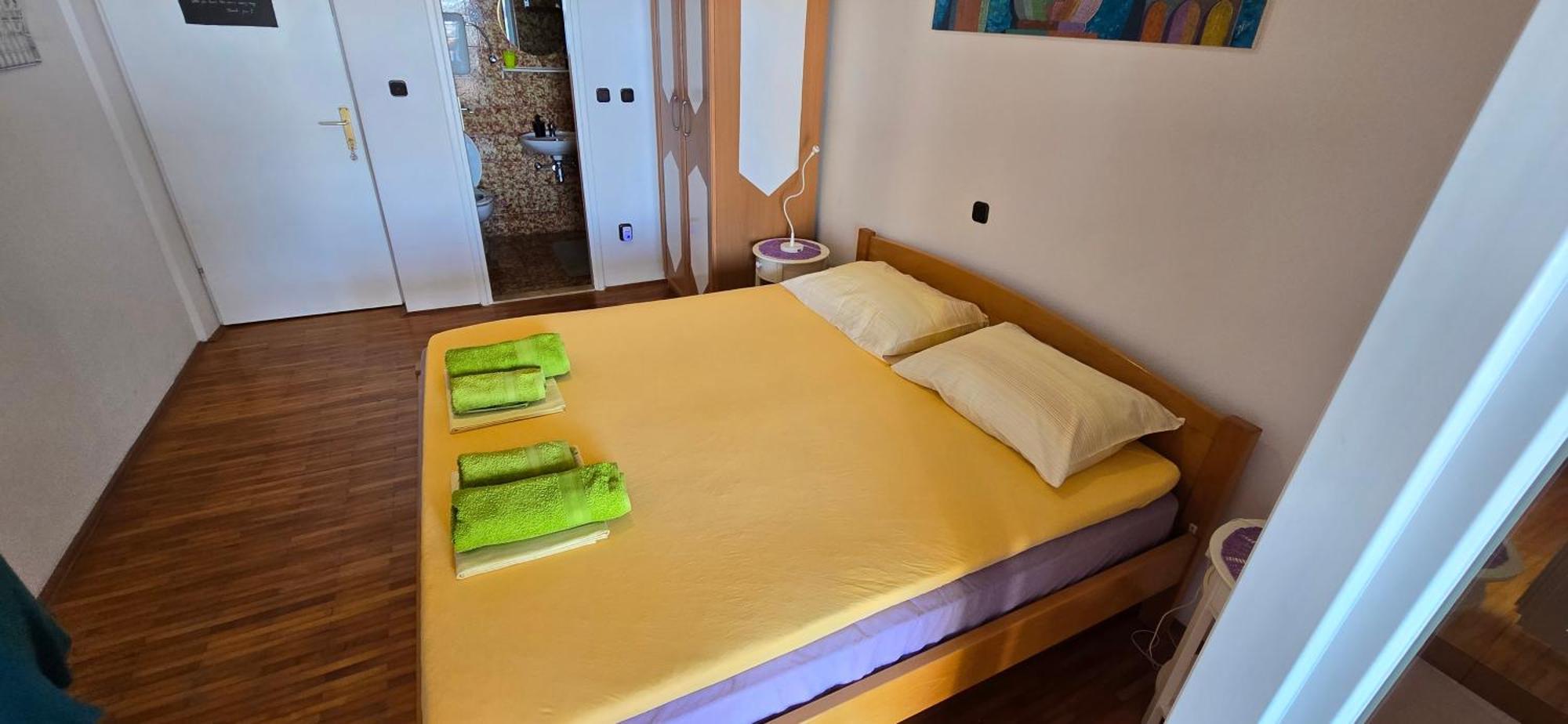 Apartments Bocin Rosso Hvar Town Extérieur photo