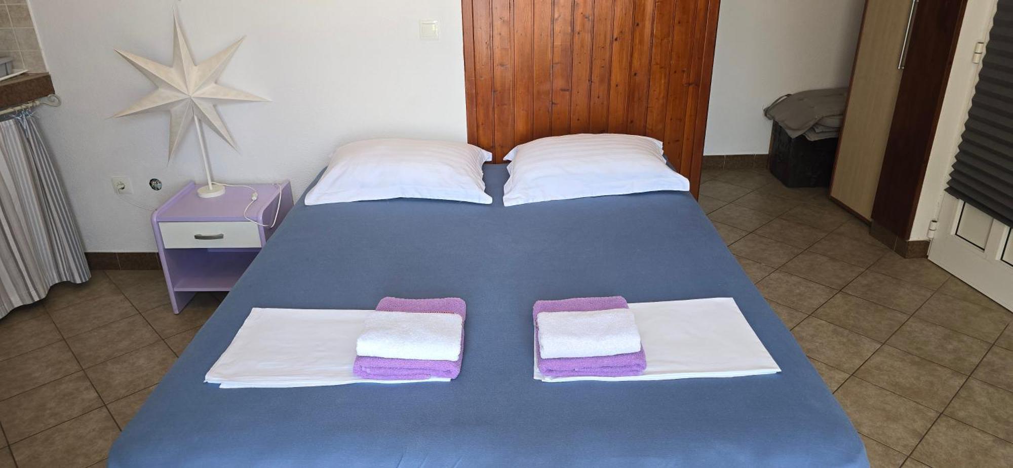 Apartments Bocin Rosso Hvar Town Extérieur photo