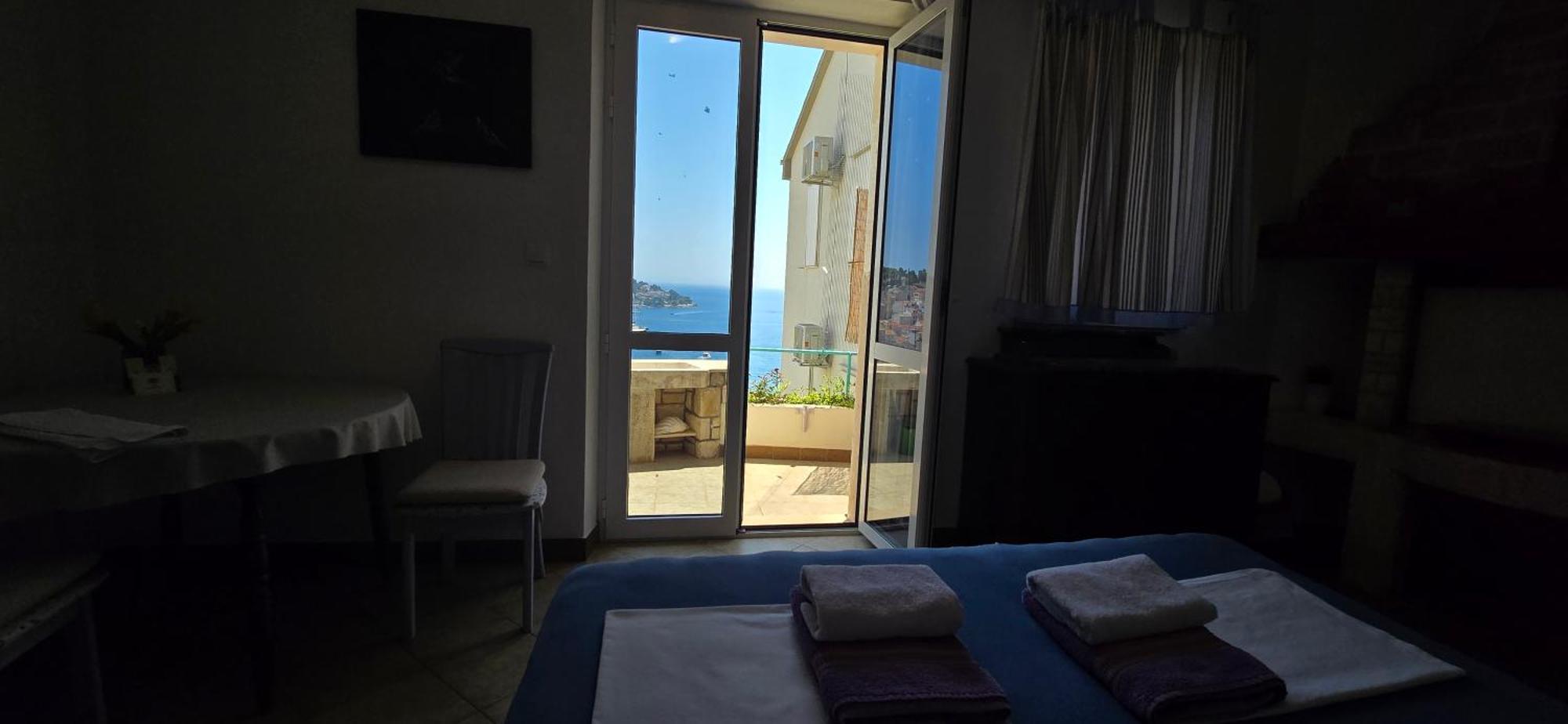Apartments Bocin Rosso Hvar Town Extérieur photo