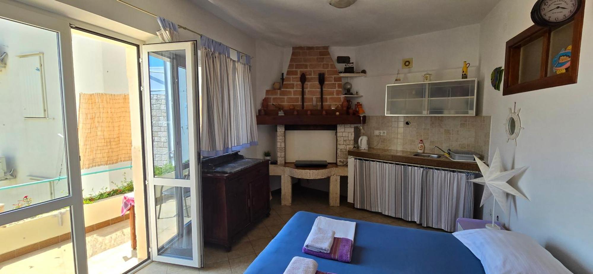 Apartments Bocin Rosso Hvar Town Extérieur photo